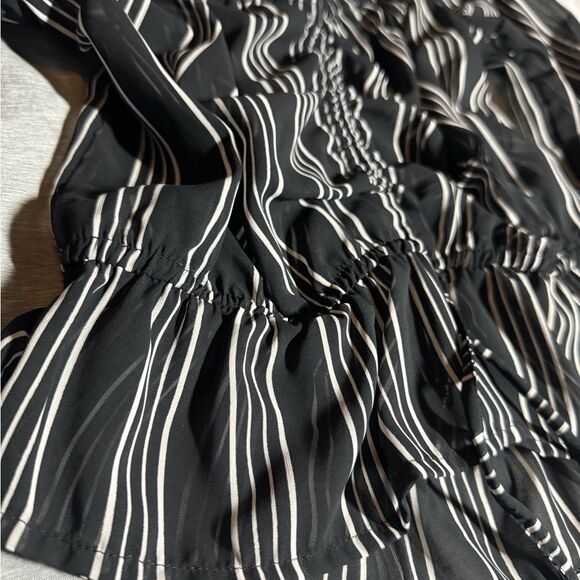 Guess Black and White Striped Blouse - Picture 2 of 6